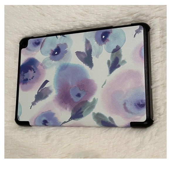 Beautiful Caseable Kindle Fire 8 Tablet Smart Case in Watercolour Flowers Blue. - Picture 6 of 9